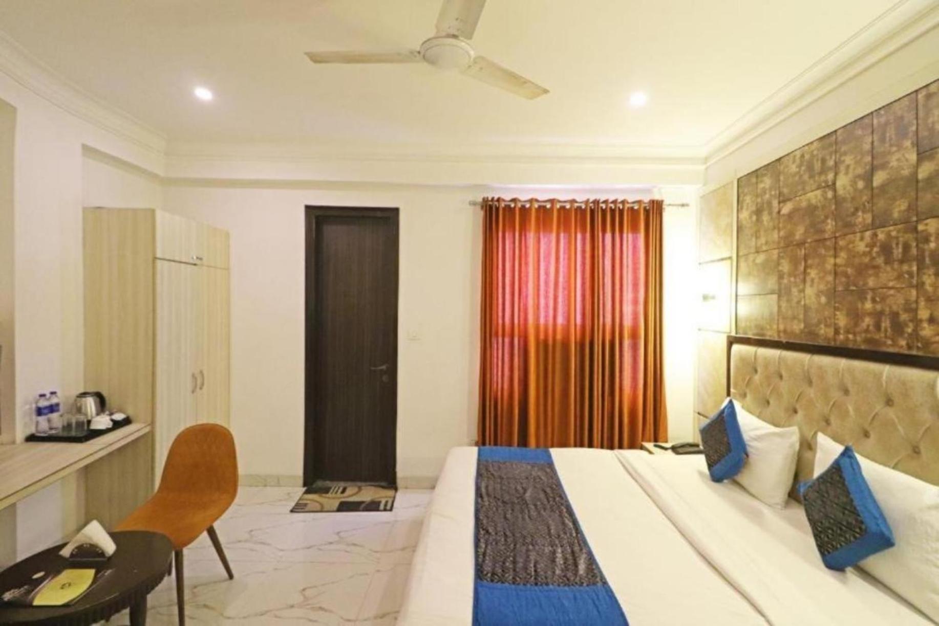 ניו דלהי Hotel The Almora By Rs Global Near By Delhi International Airport With - Free Airport Drop מראה חיצוני תמונה